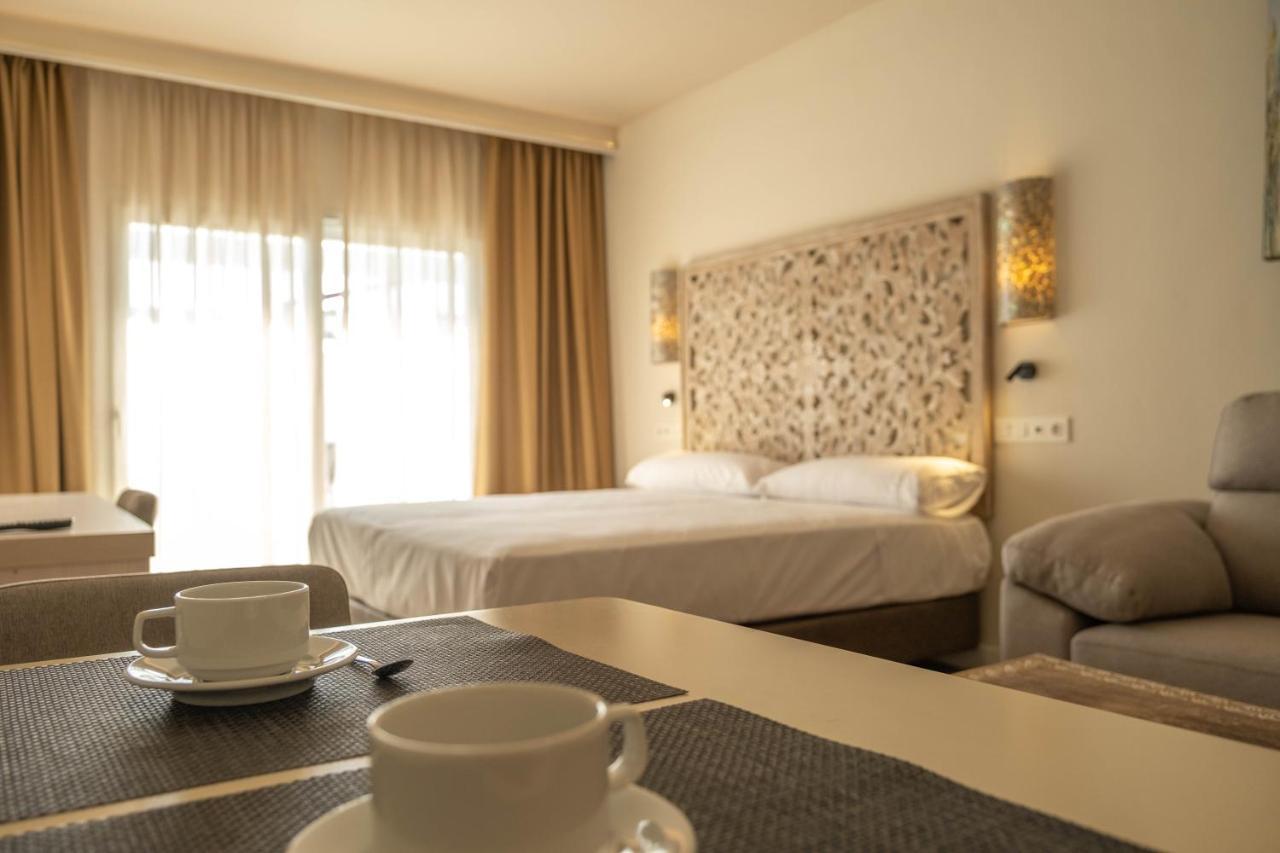 Aljarafe Suites By Qhotels Gelves Exterior photo