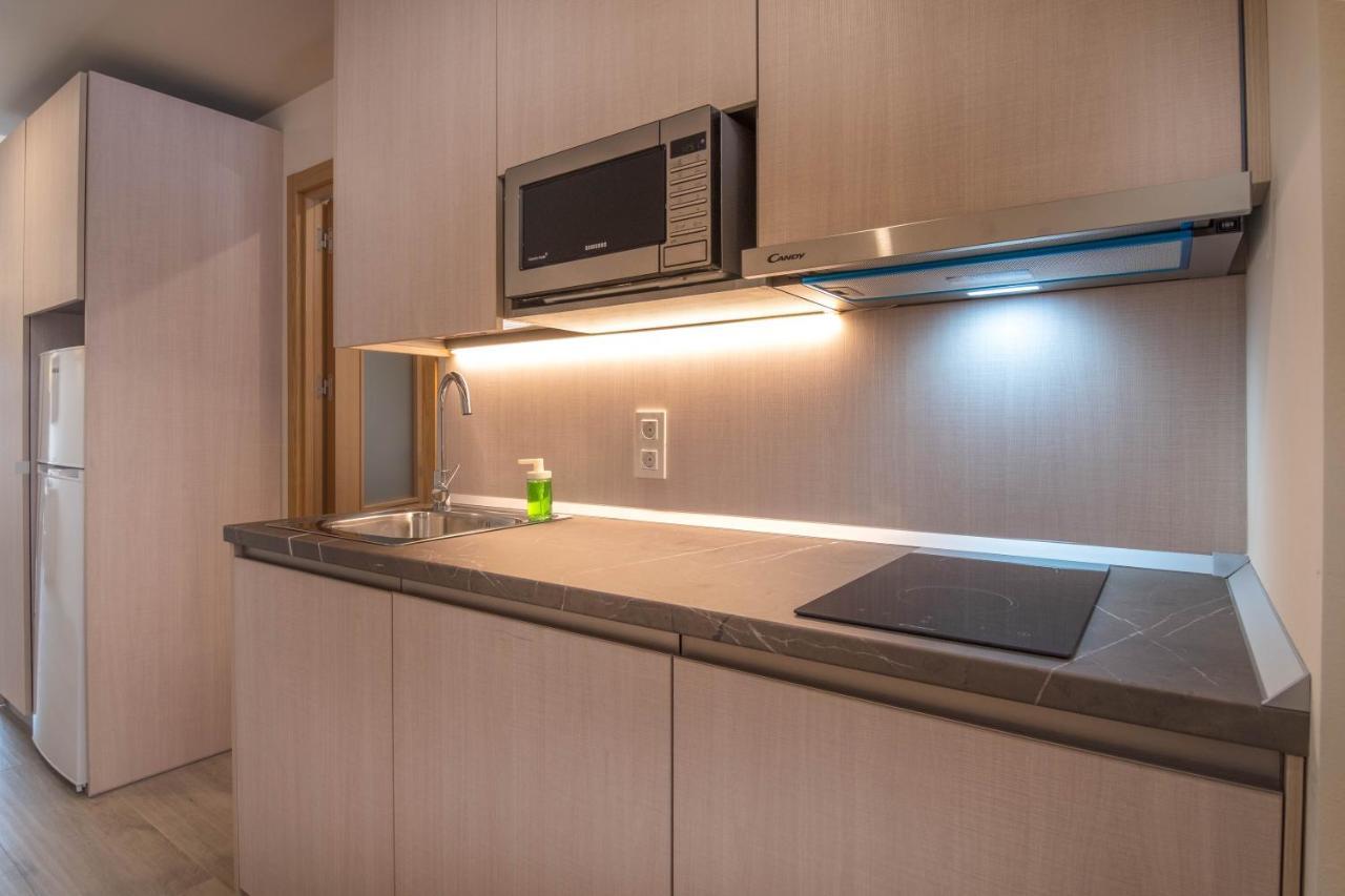 Aljarafe Suites By Qhotels Gelves Exterior photo